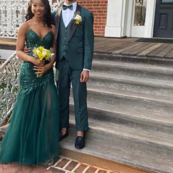 Portia and Scarlett Green Sequin Dress Prom Portia and Scarlett Green Sequin Dress Prom